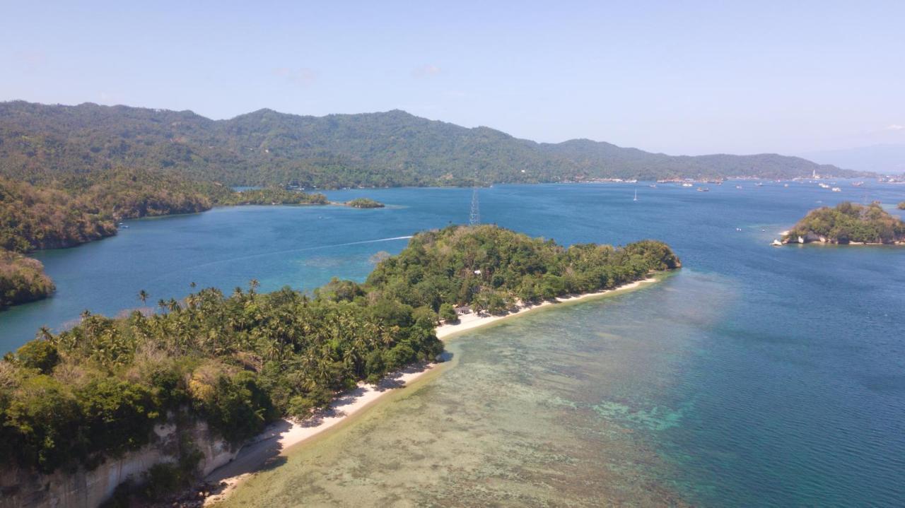 White Sands Beach Resort Lembeh Bitung Exterior foto